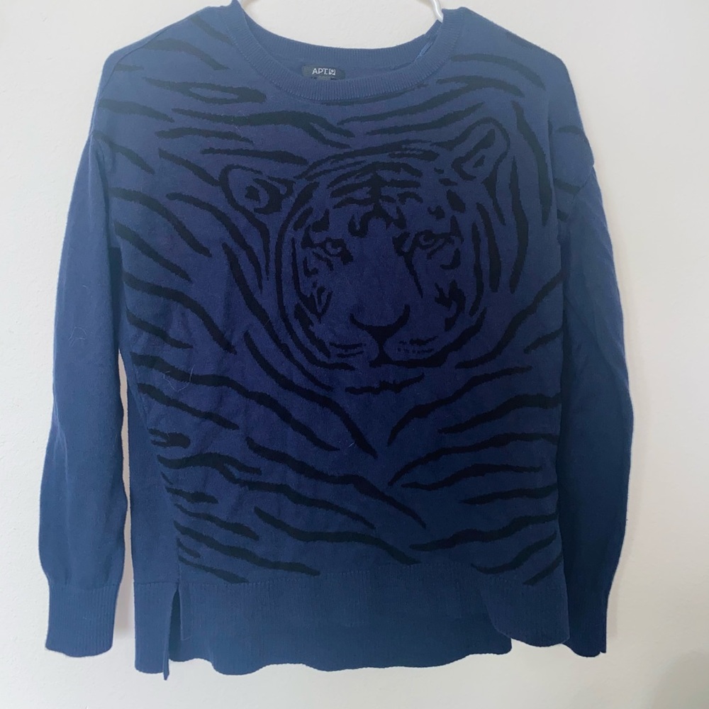 APT 9 Sweater